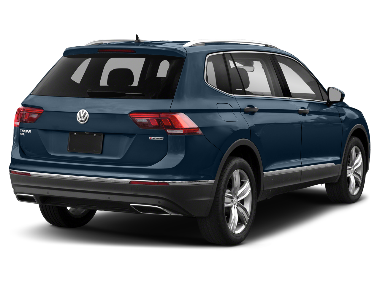 2018 Volkswagen Tiguan SEL photo 3