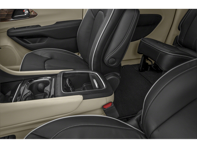 2025 Chrysler Pacifica Limited FWD