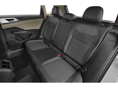2025 Volkswagen Taos SE 4MOTION