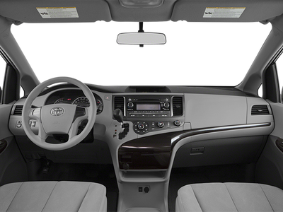 2014 Toyota SIENNA XLE 8-PASSENGER