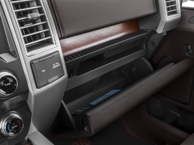 2017 Ford F-150 CREW CAB PICKUP - SHORT BED