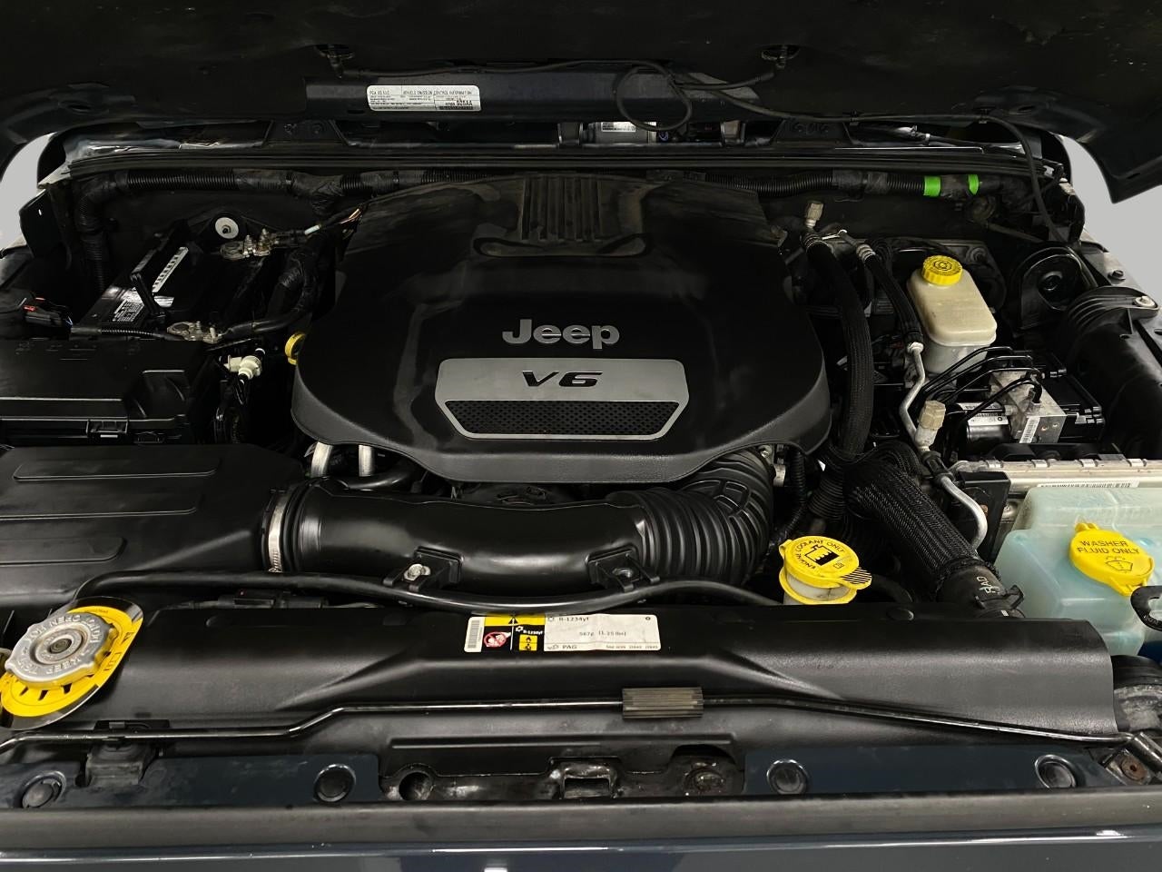 2016 Jeep Wrangler Unlimited 4WD 4dr Sahara