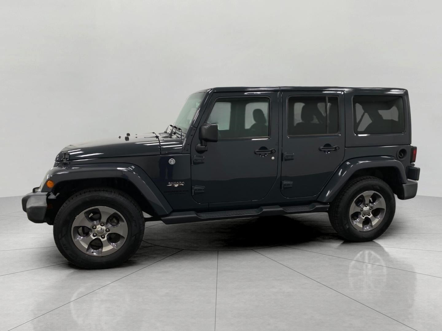 2016 Jeep Wrangler Unlimited 4WD 4dr Sahara