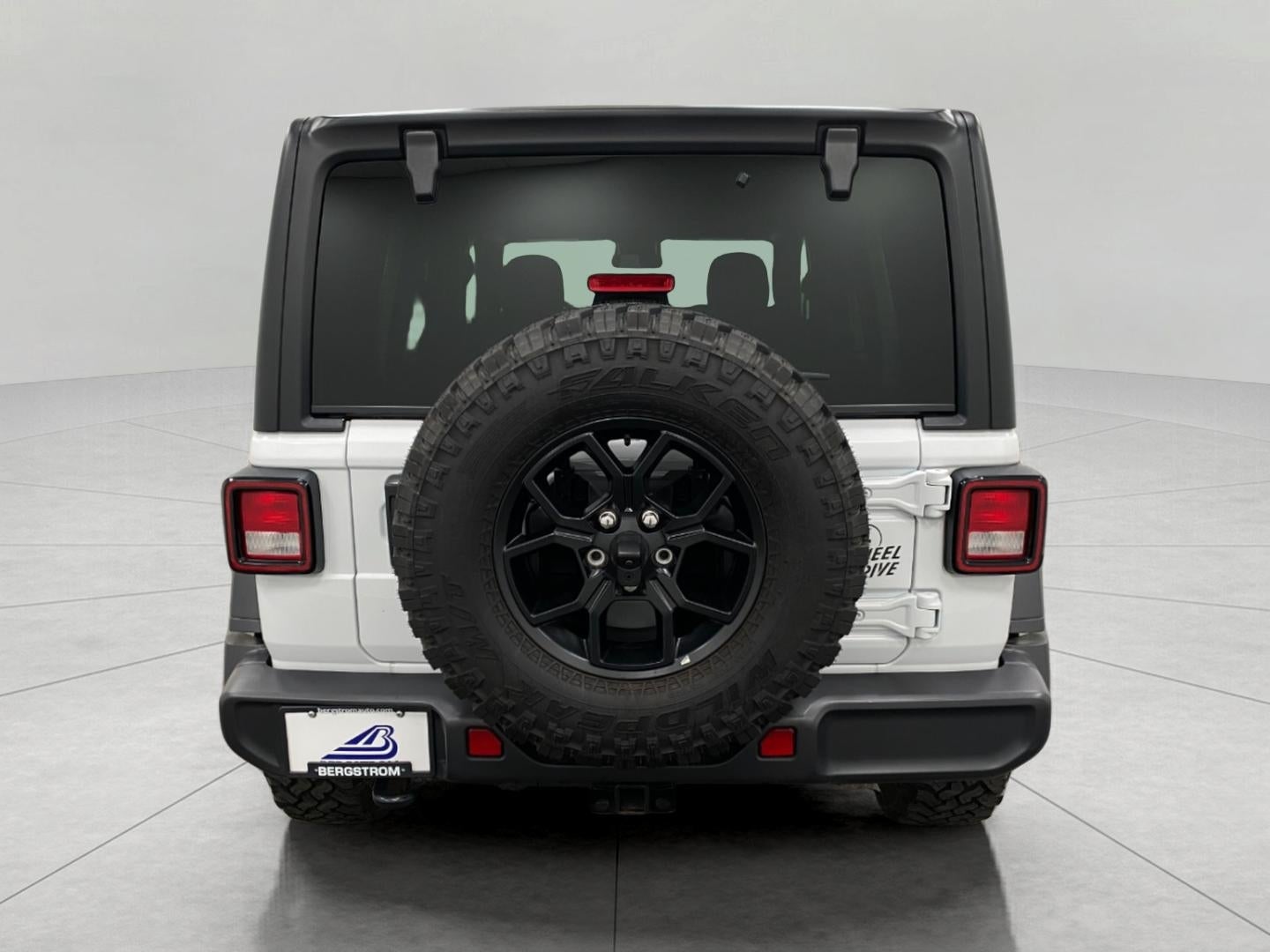 2025 Jeep Wrangler Willys 4 Door 4x4