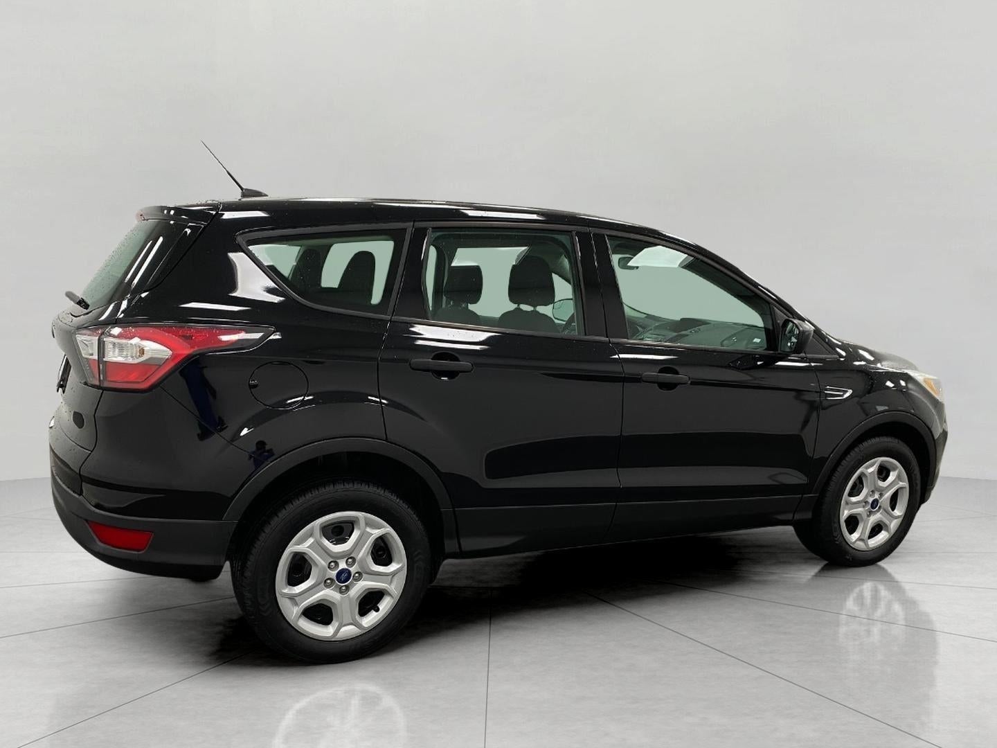 2017 Ford Escape S FWD
