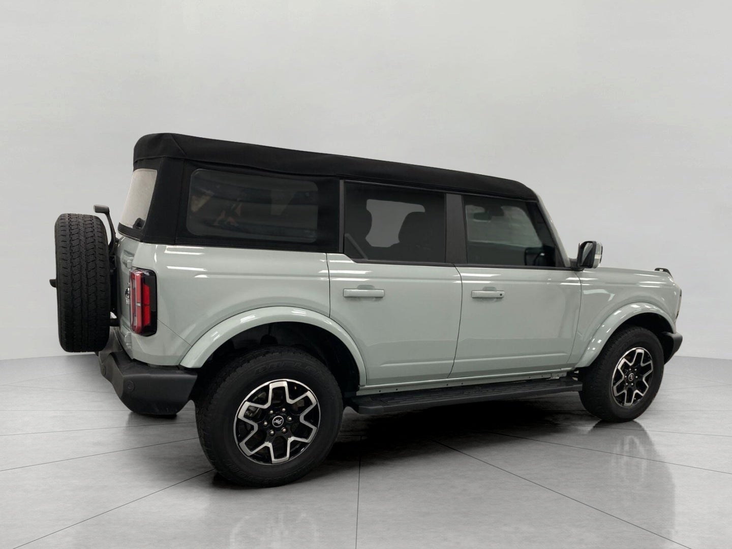 2023 Ford Bronco Outer Banks 4 Door 4x4