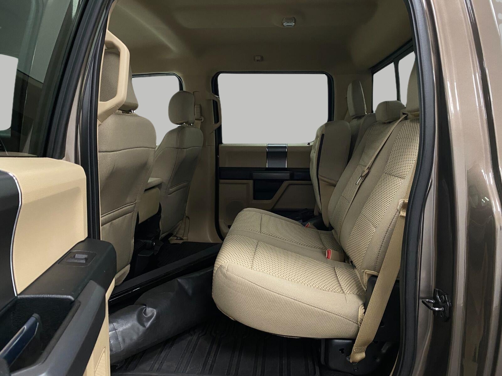2016 Ford F-150 4WD SuperCrew 145 XLT