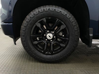 2022 Chevrolet Silverado 1500 4WD Crew Cab 147 RST