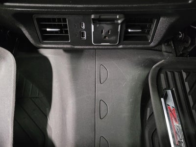 2022 Chevrolet Silverado 1500 4WD Crew Cab 147 RST