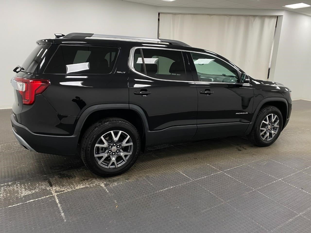 2023 GMC Acadia AWD 4dr SLT