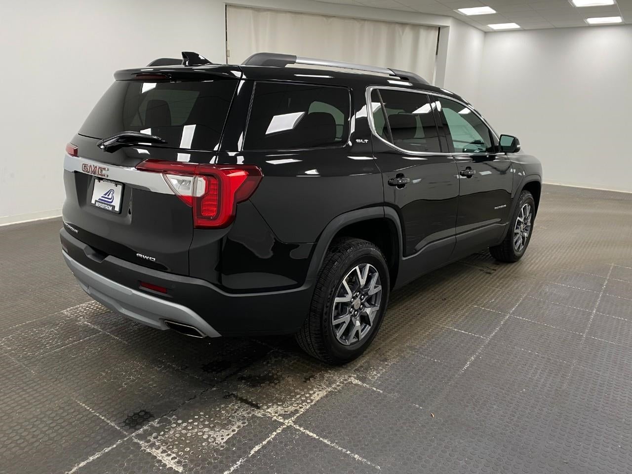 2023 GMC Acadia AWD 4dr SLT