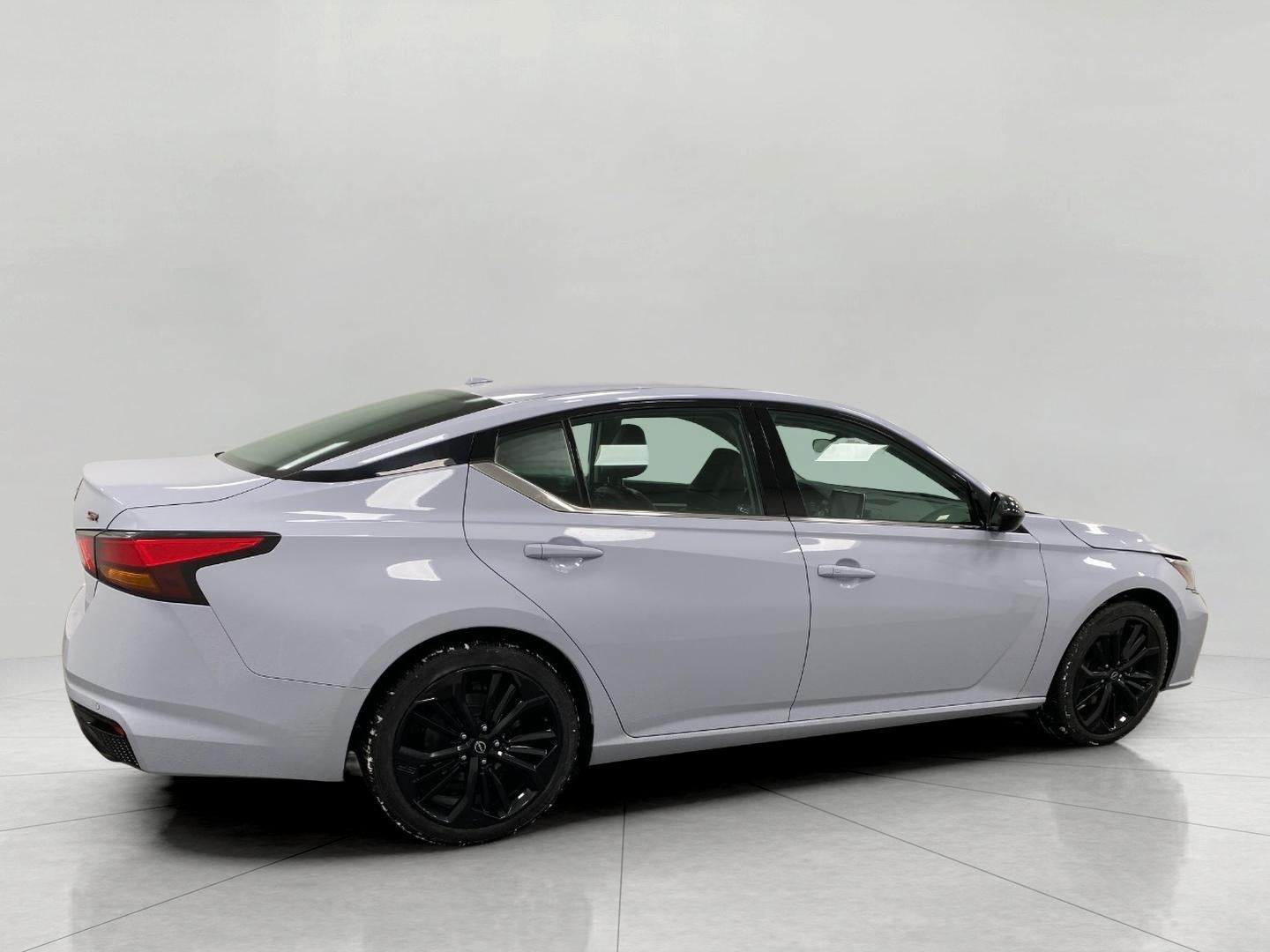 2024 Nissan Altima 2.5 SR Sedan