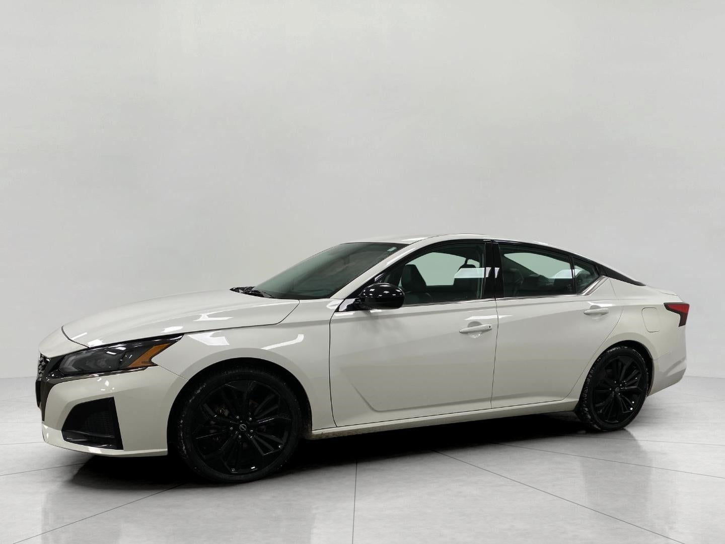 2024 Nissan Altima 2.5 SR Sedan