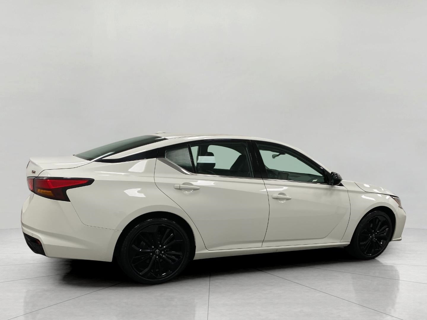 2024 Nissan Altima 2.5 SR Sedan