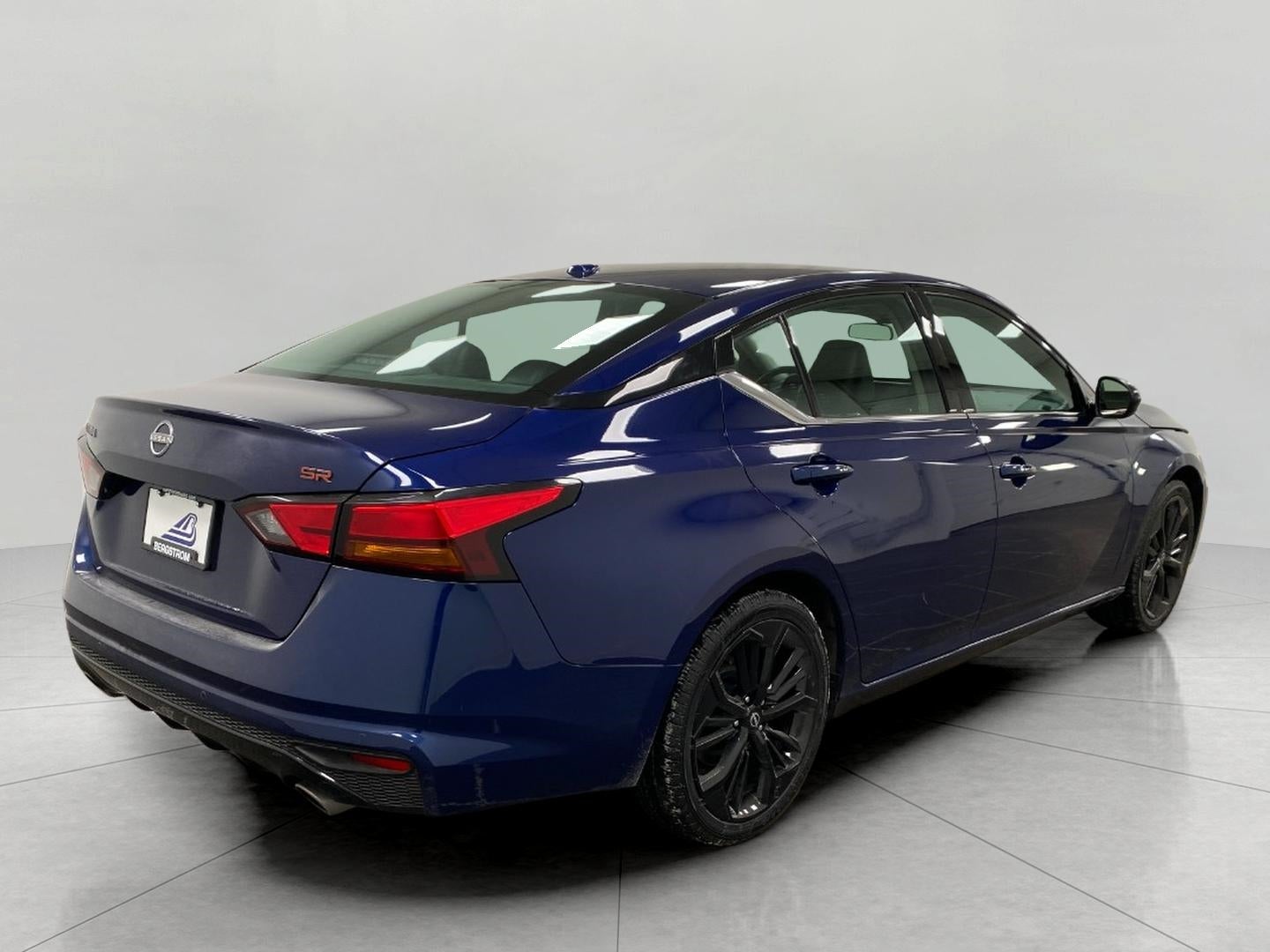 2024 Nissan Altima 2.5 SR Sedan