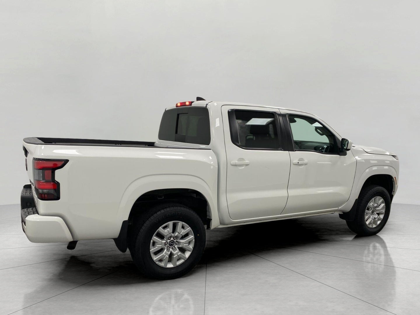 2023 Nissan Frontier Crew Cab 4x4 SV Auto