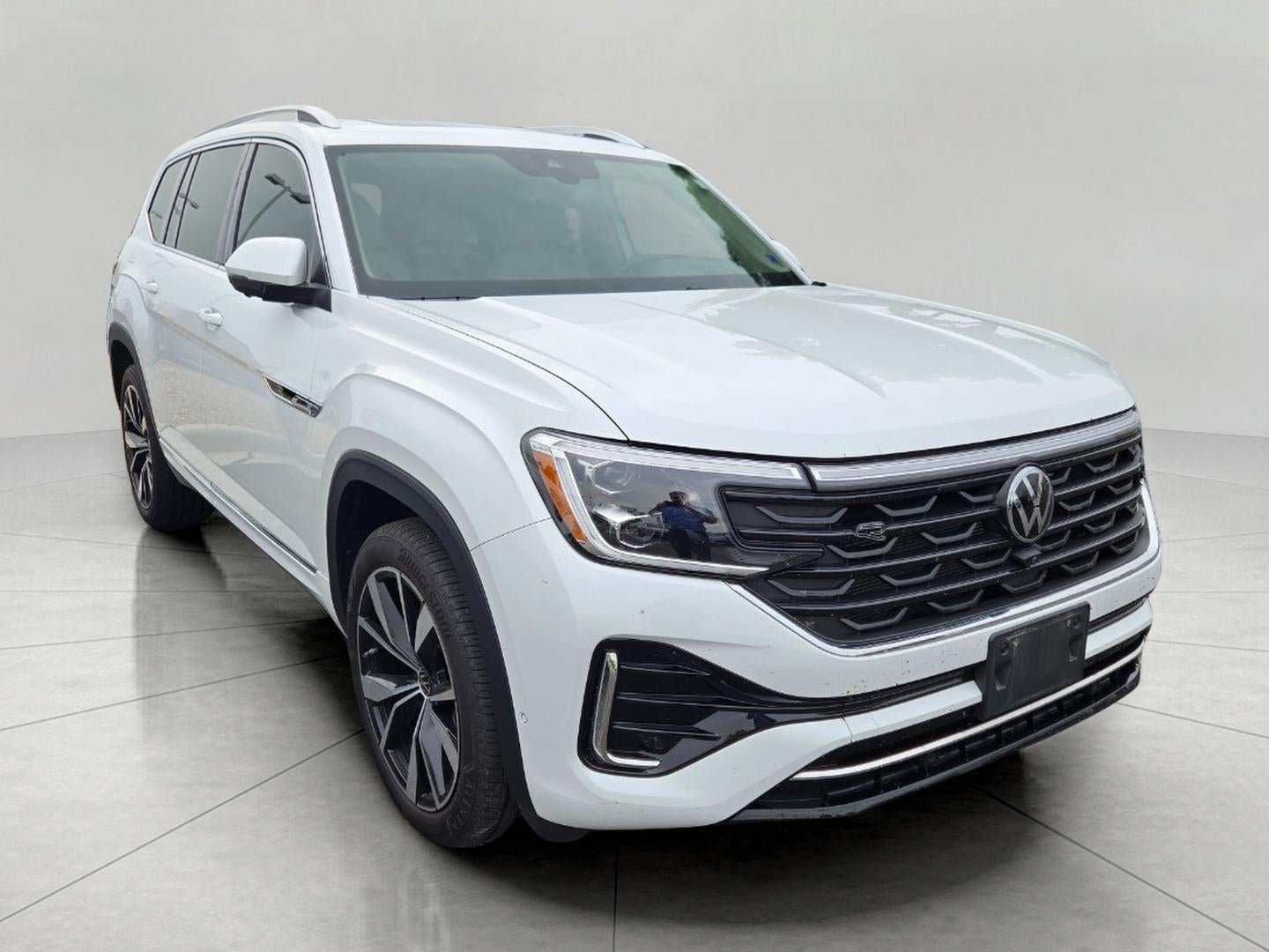 2024 Volkswagen Atlas 2.0T SEL Premium R-Line 4MOTION
