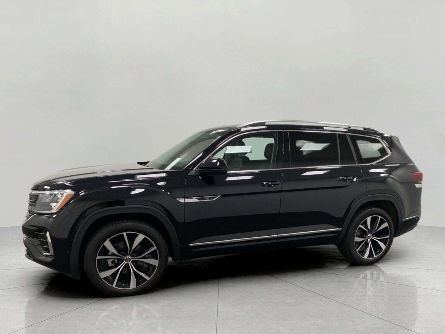 2025 Volkswagen Atlas 2.0T SEL Premium R-Line 4MOTION