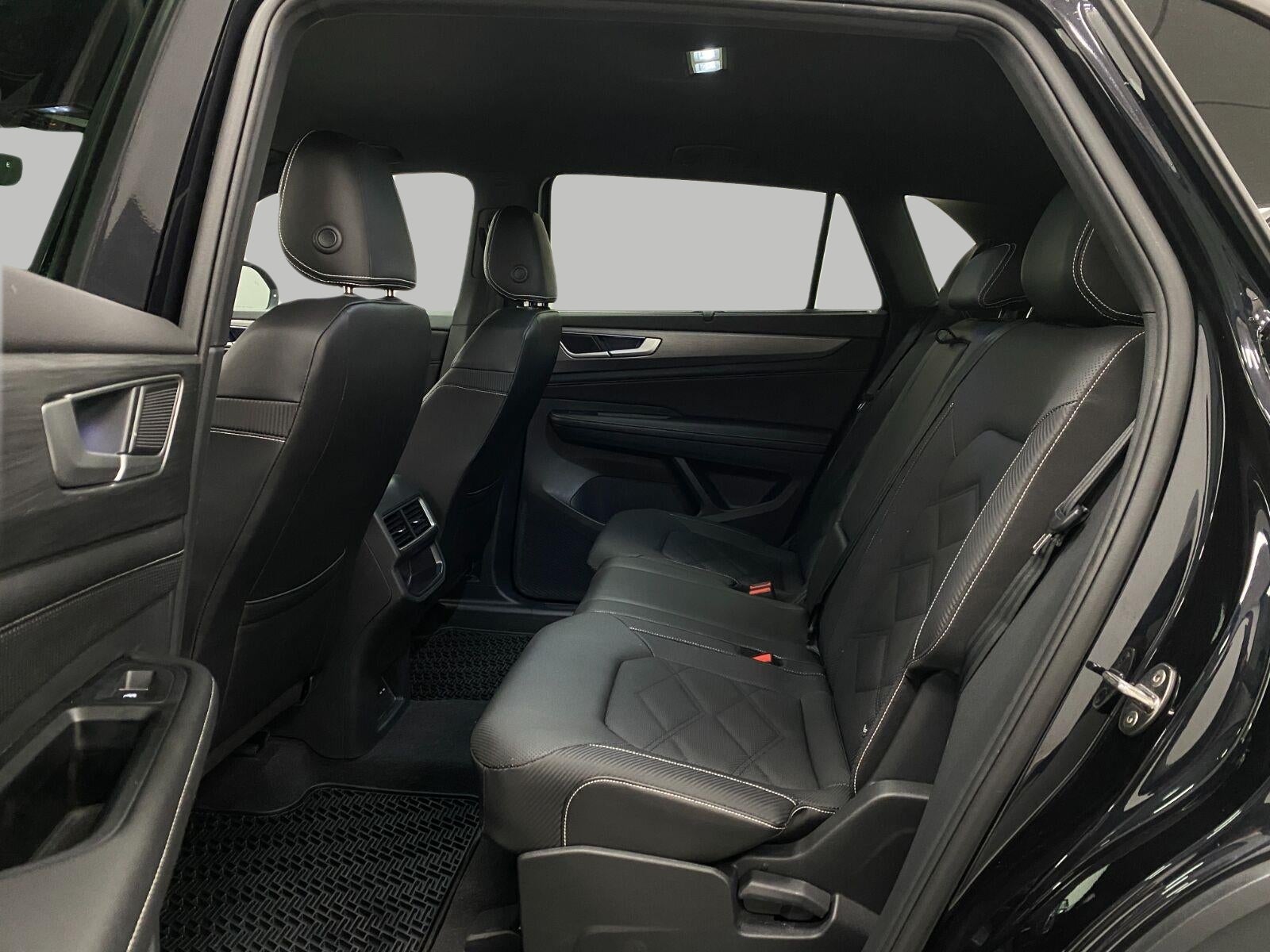 2024 Volkswagen Atlas Cross Sport 2.0T SE w/Technology 4MOTION