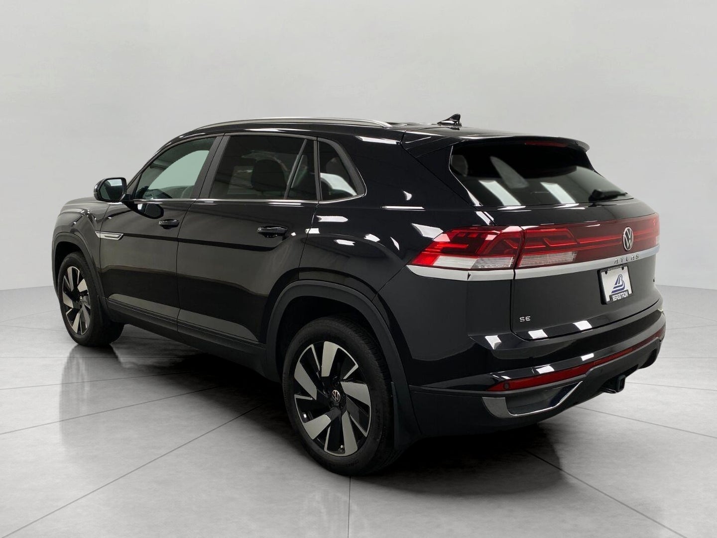 2024 Volkswagen Atlas Cross Sport 2.0T SE w/Technology 4MOTION