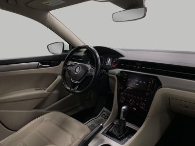 2020 Volkswagen Passat 2.0T SE Auto