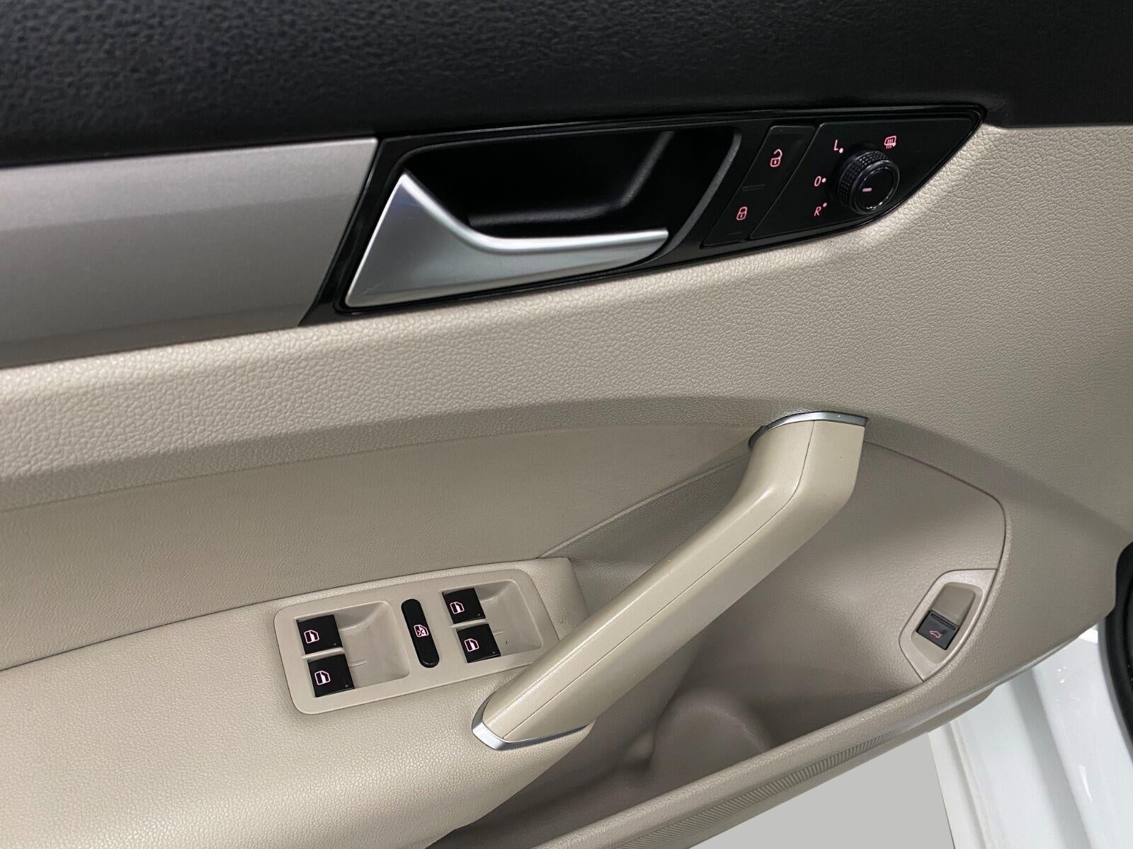 2020 Volkswagen Passat 2.0T SE Auto