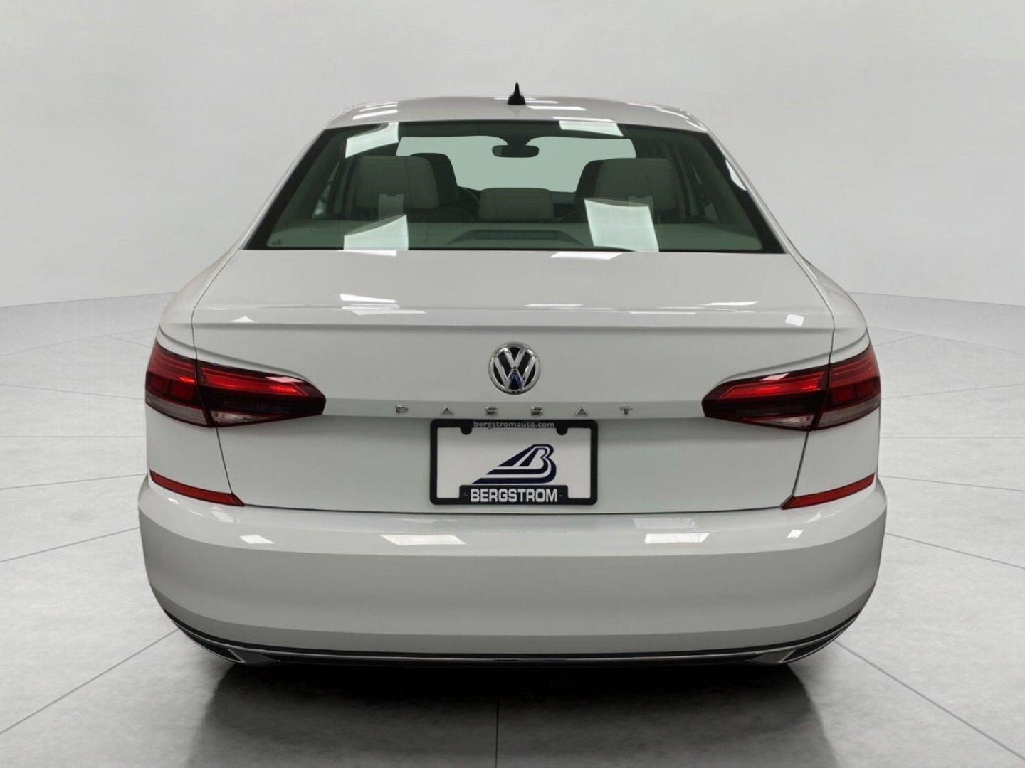 2020 Volkswagen Passat 2.0T SE Auto