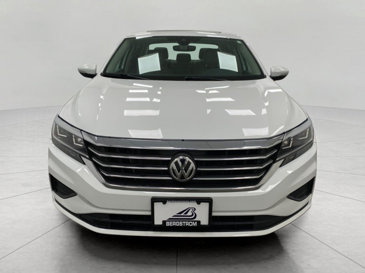 2020 Volkswagen Passat 2.0T SE Auto