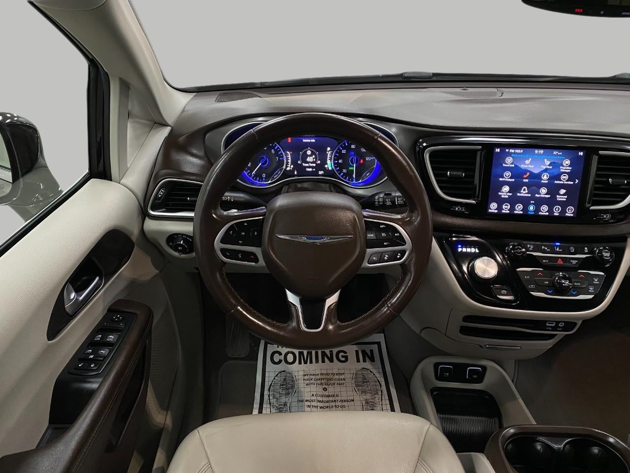 2019 Chrysler Pacifica Touring L FWD