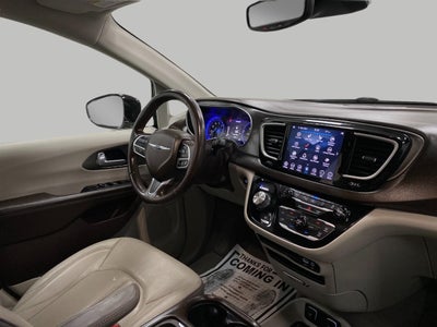 2019 Chrysler Pacifica Touring L FWD