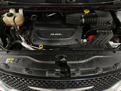 2017 Chrysler Pacifica Limited FWD