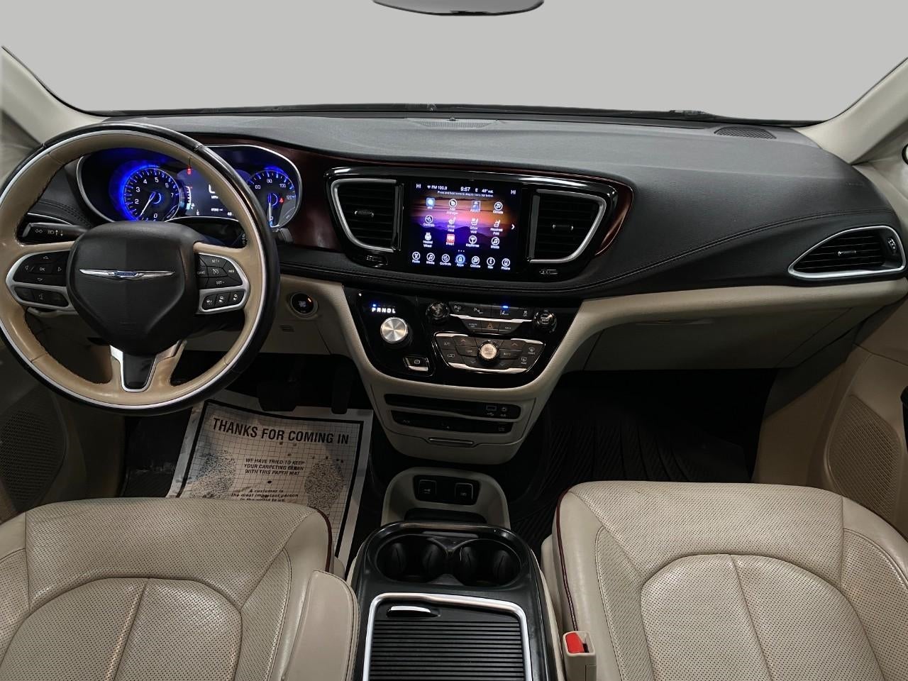 2017 Chrysler Pacifica Limited FWD