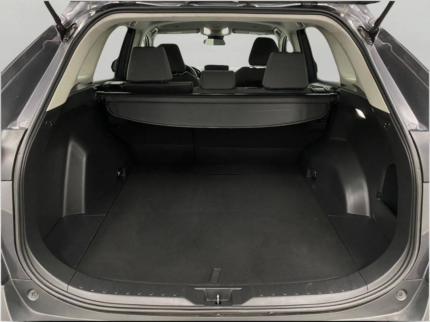 2025 Toyota RAV4 XLE AWD