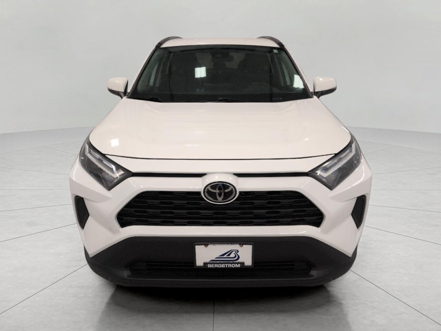 2025 Toyota RAV4 XLE AWD