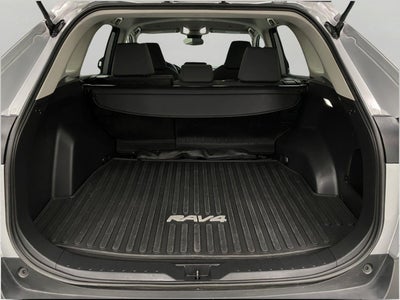 2025 Toyota RAV4 XLE AWD