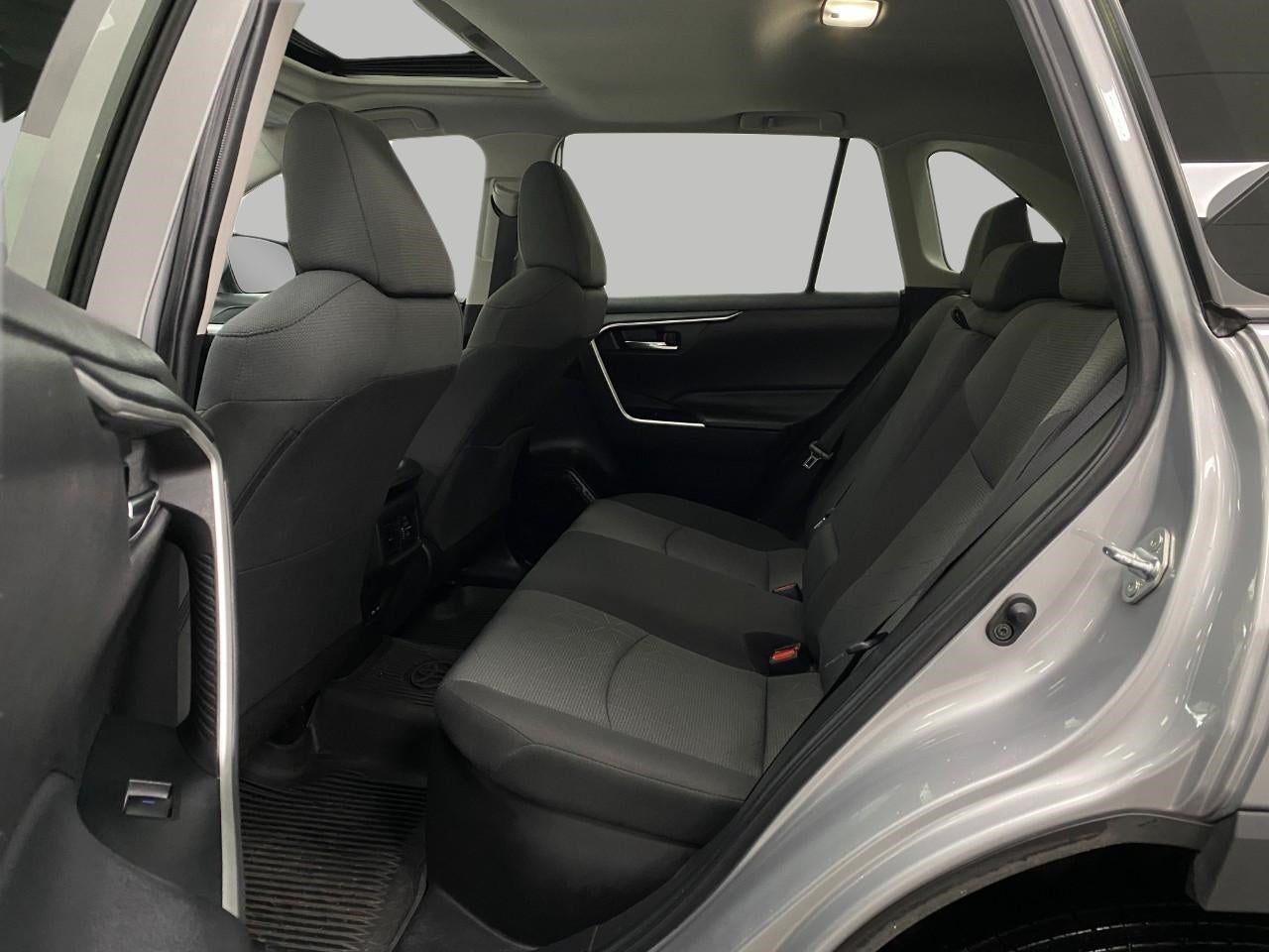 2022 Toyota RAV4 Hybrid XLE AWD