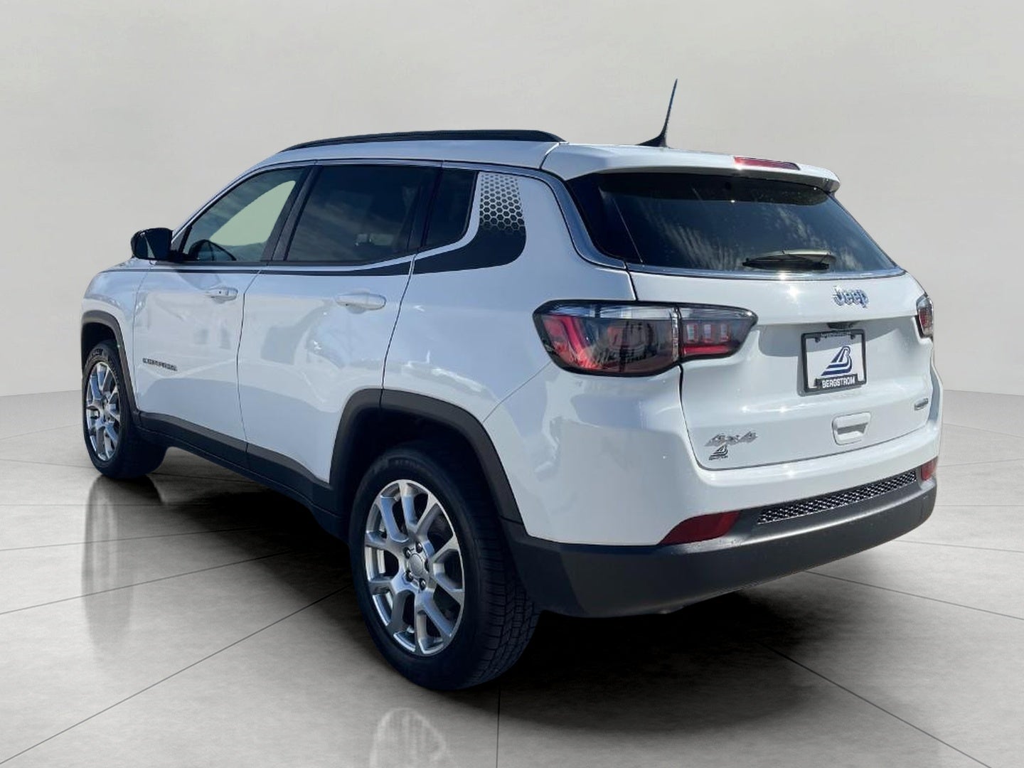 2023 Jeep Compass Latitude Lux 4x4
