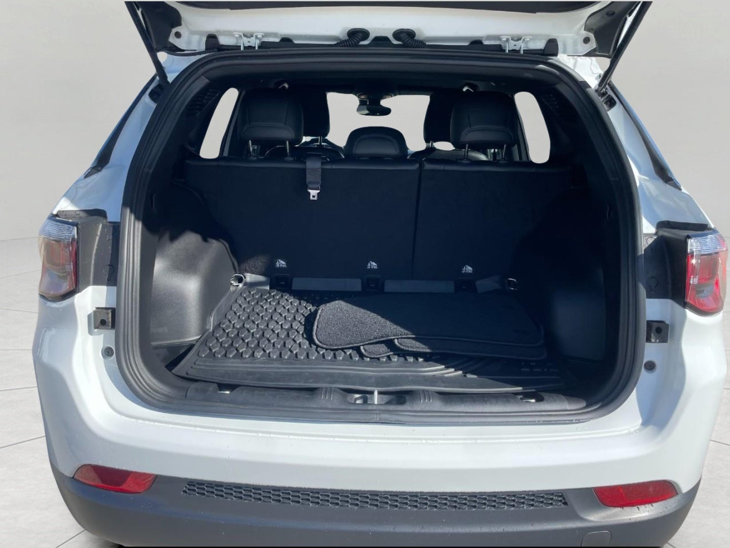 2023 Jeep Compass Latitude Lux 4x4