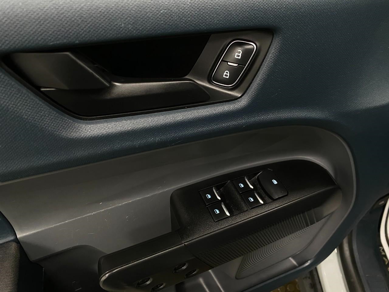 2022 Ford Maverick XL AWD SuperCrew