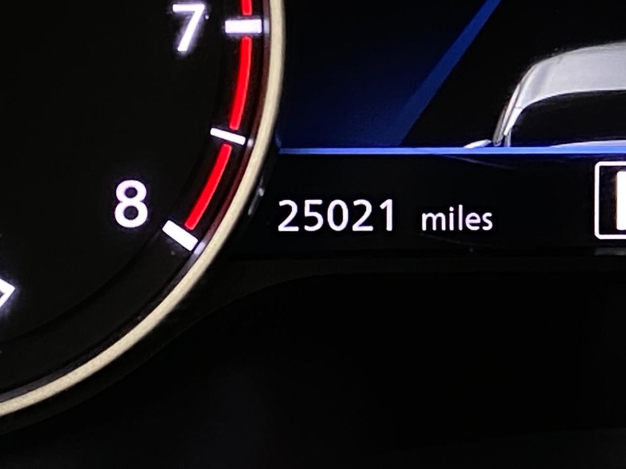 2025 Nissan Sentra SV CVT