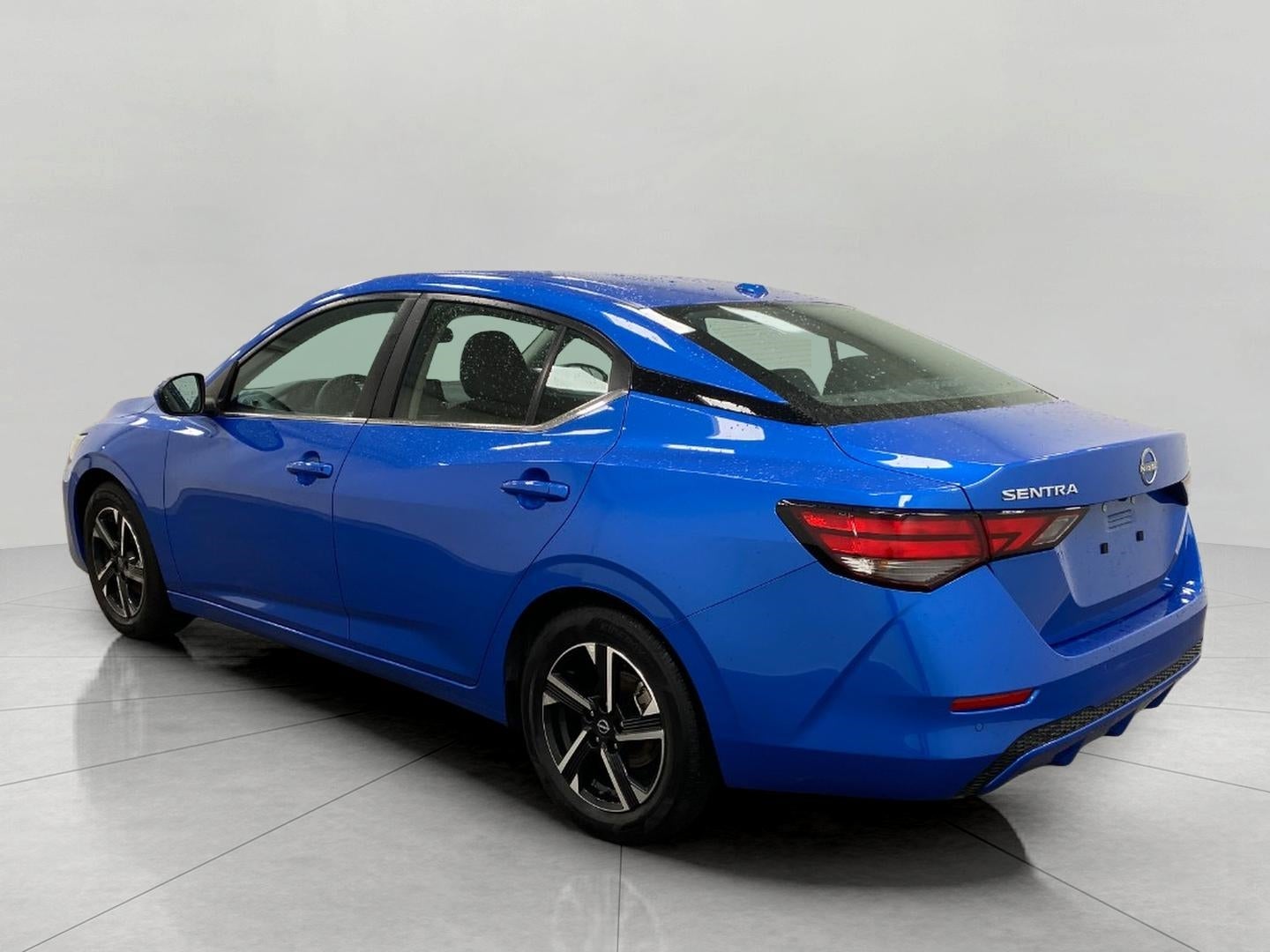 2025 Nissan Sentra SV CVT