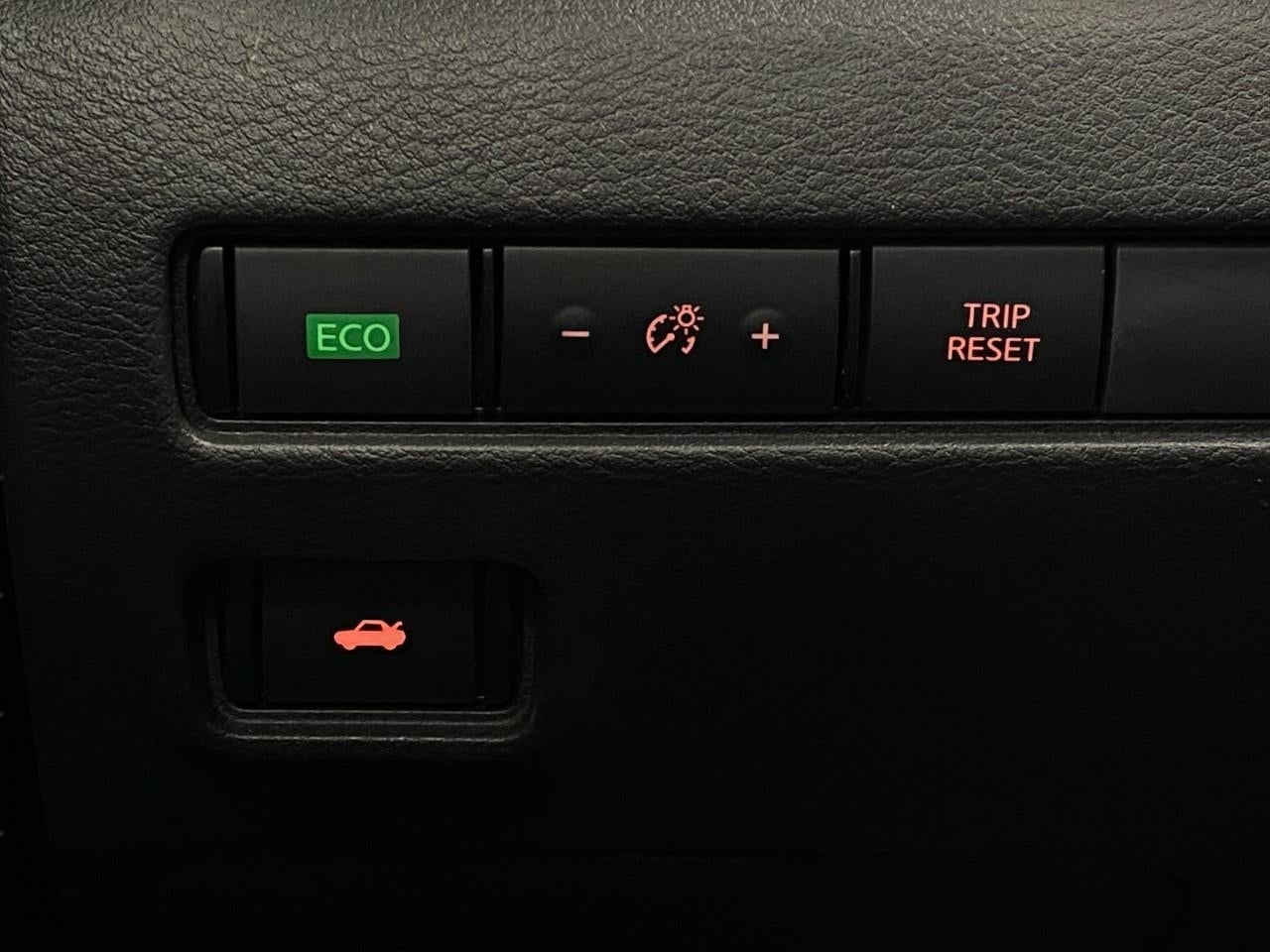 2025 Nissan Sentra SV CVT