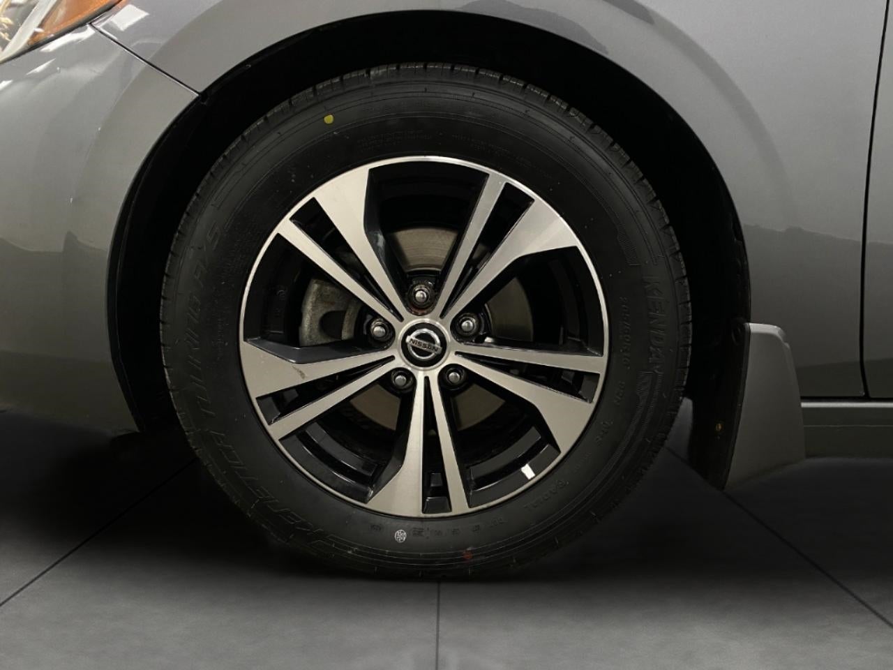 2022 Nissan Sentra SV CVT