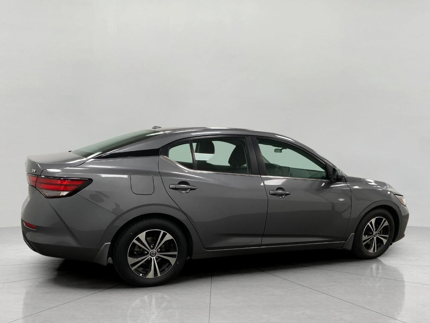 2022 Nissan Sentra SV CVT