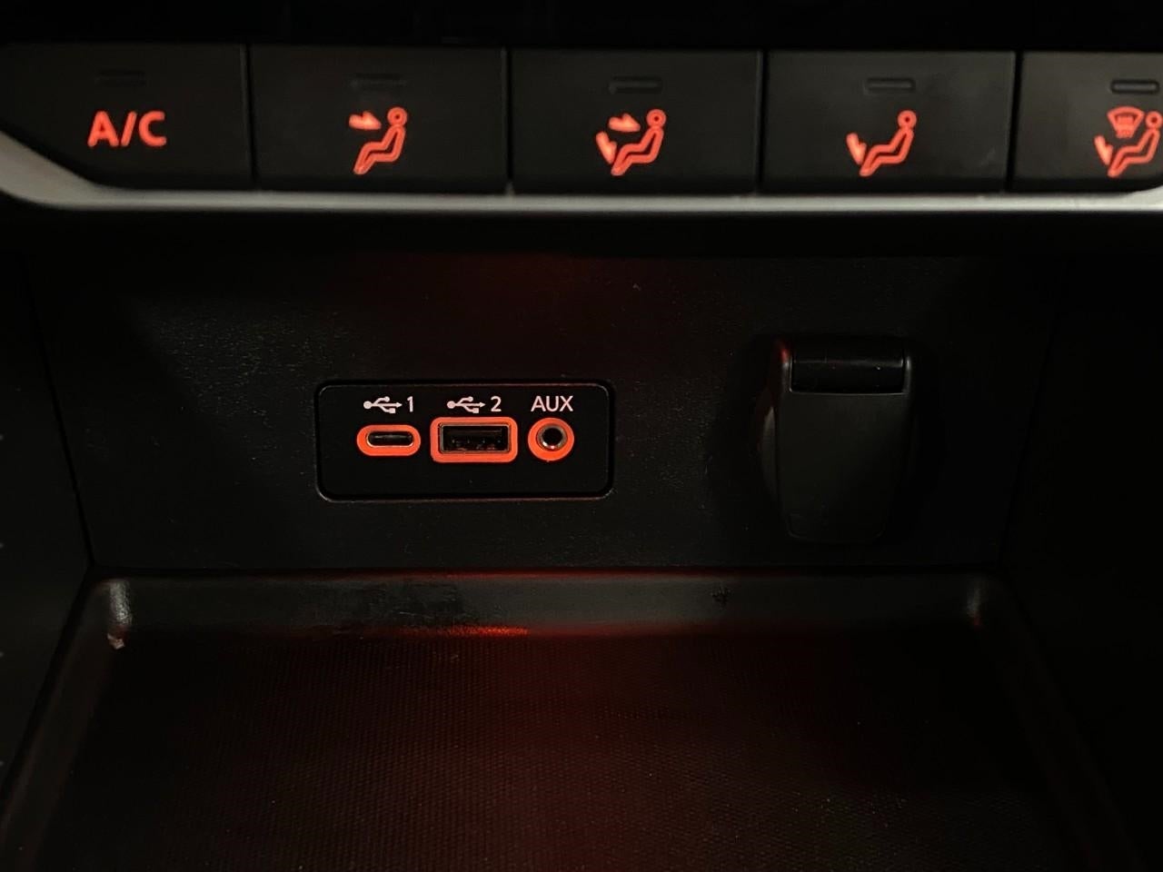 2022 Nissan Sentra SV CVT