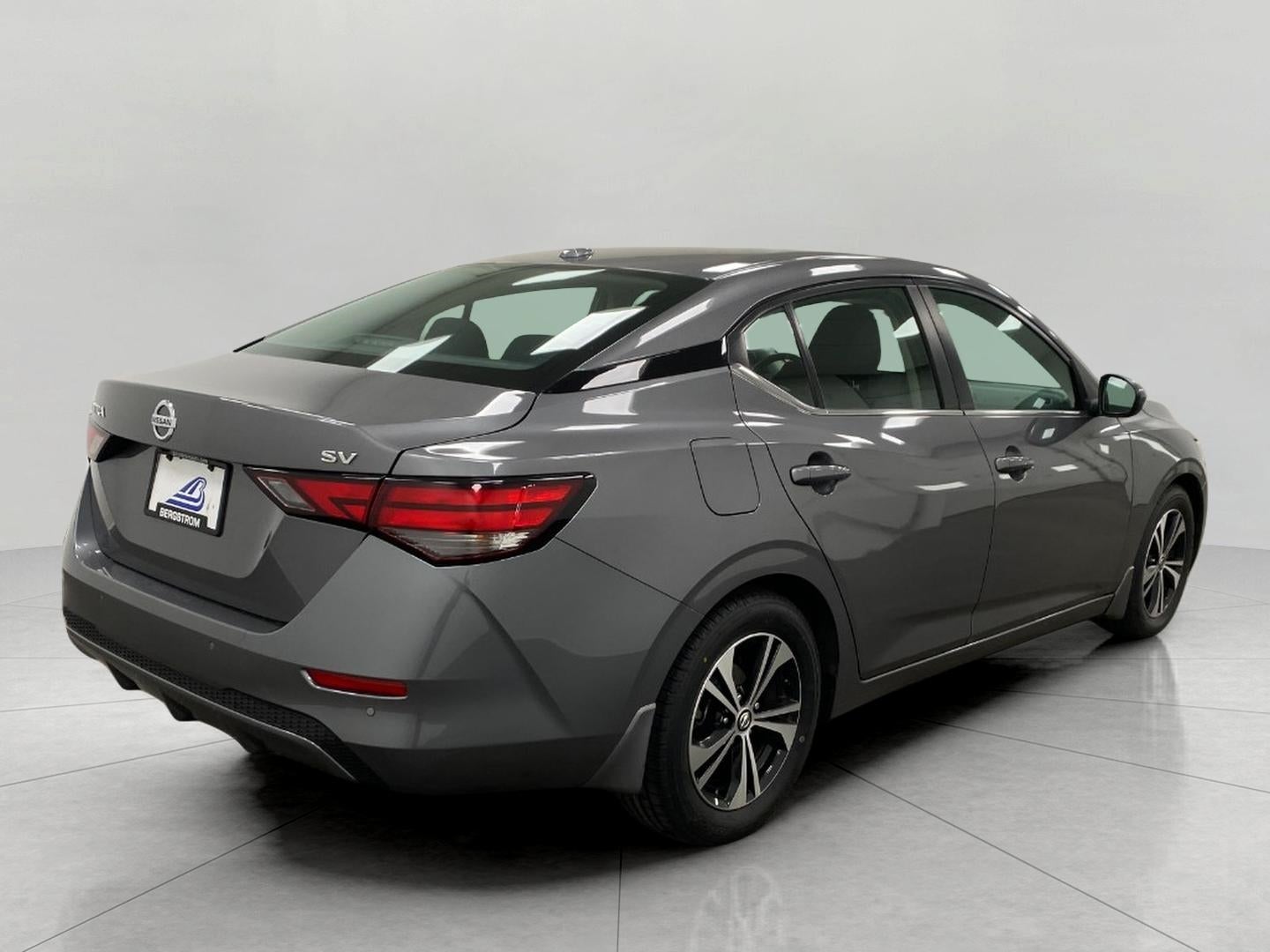 2022 Nissan Sentra SV CVT