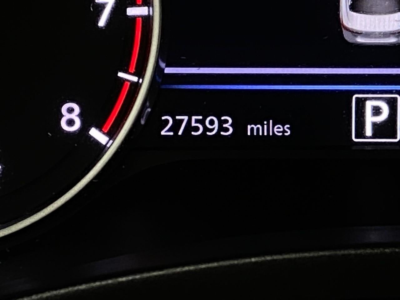 2025 Nissan Sentra SV CVT