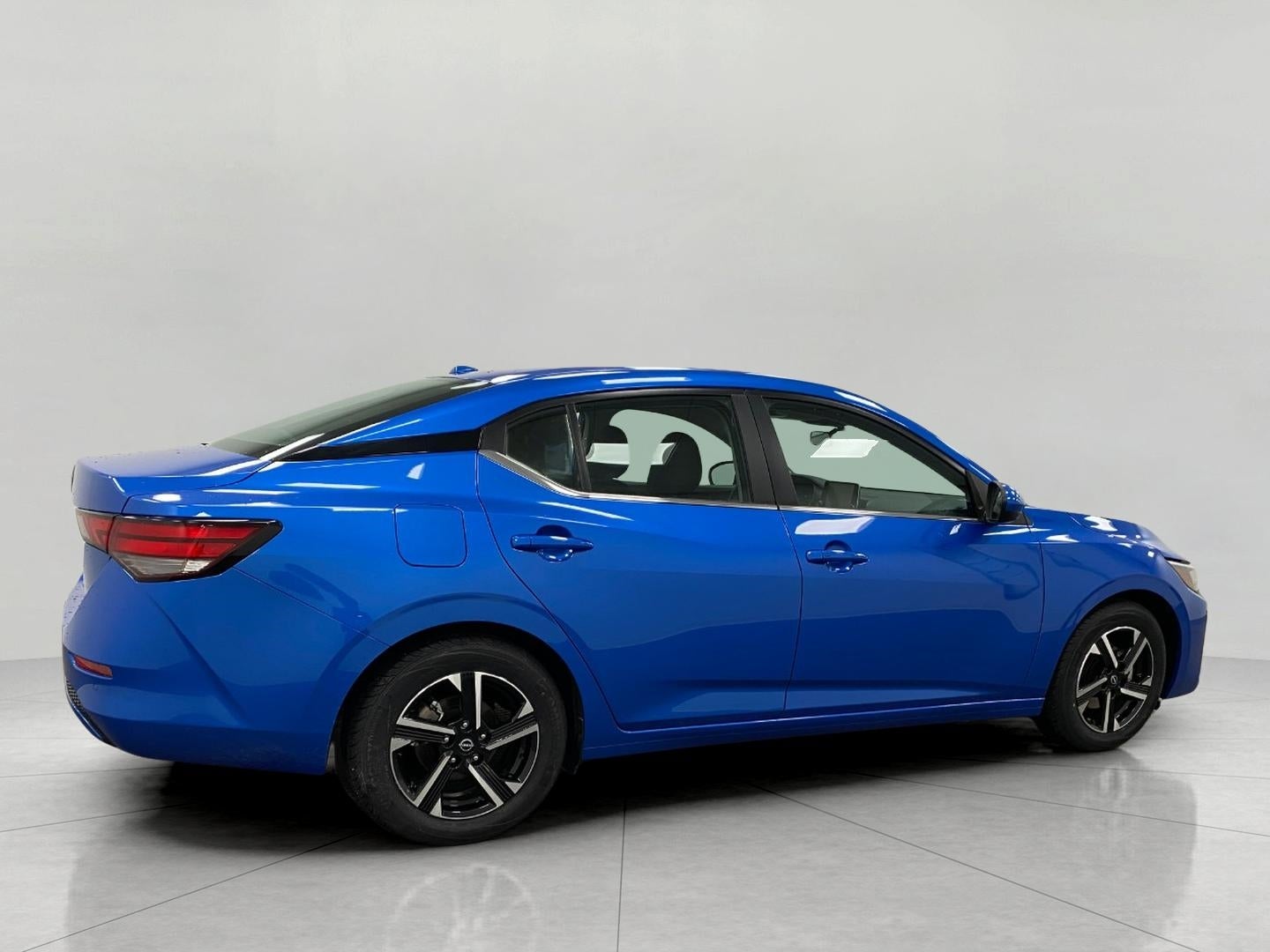 2025 Nissan Sentra SV CVT