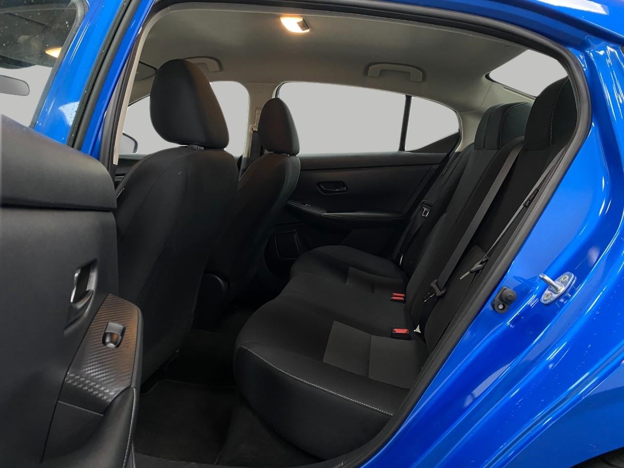 2025 Nissan Sentra SV CVT