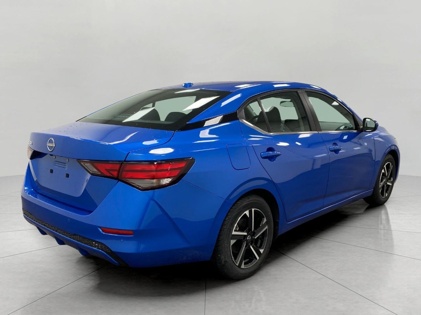 2025 Nissan Sentra SV CVT